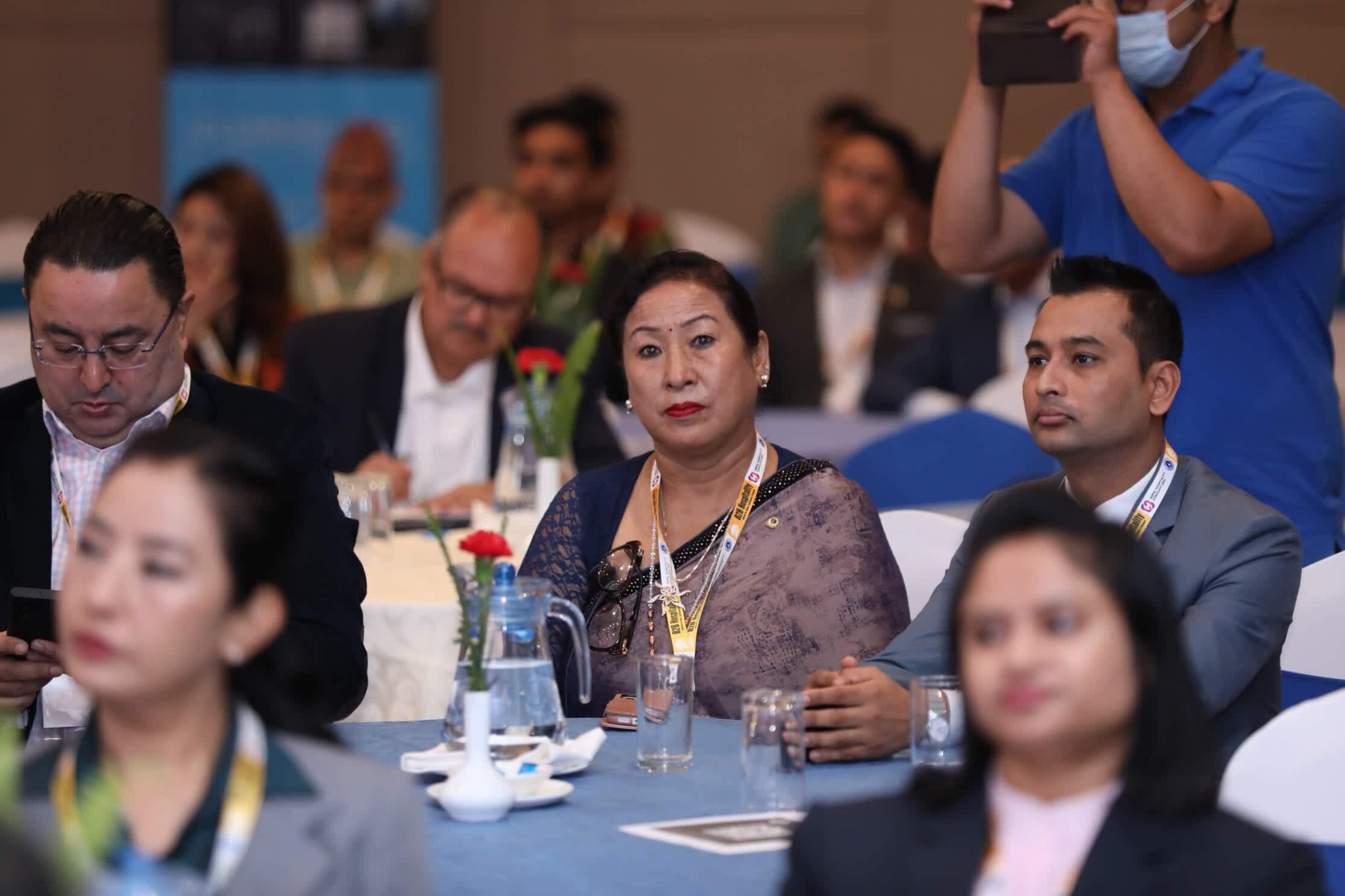 placeholder image sq